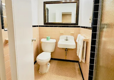 Motel with EV Charging in Williamston, NC